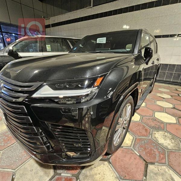 Lexus for sale in Iraq